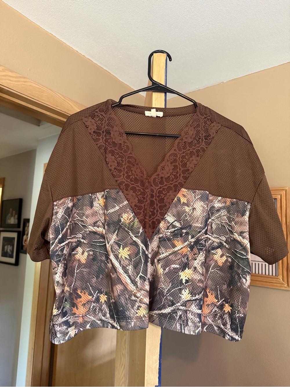 Gilded Intent Brown Lace-Trim Camo Crop Top